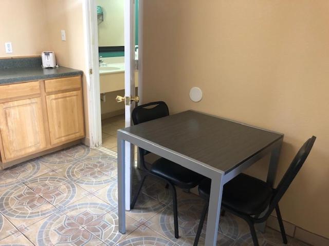 Pinn Road Inn And Suites Lackland Afb And Seaworld San Antonio Dış mekan fotoğraf