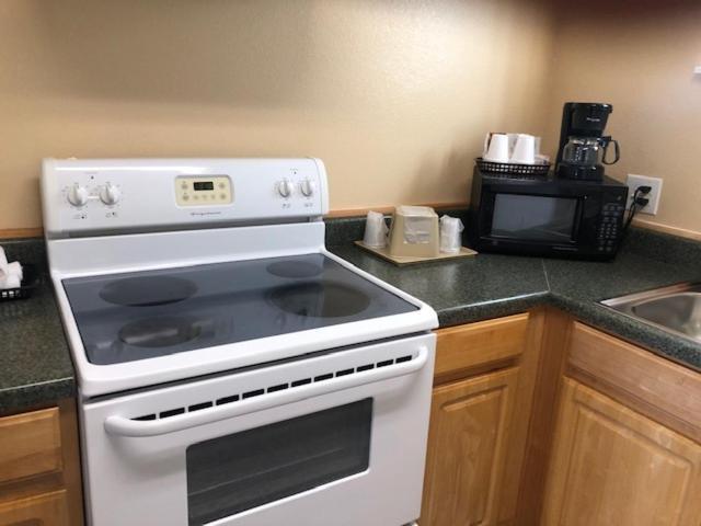 Pinn Road Inn And Suites Lackland Afb And Seaworld San Antonio Dış mekan fotoğraf